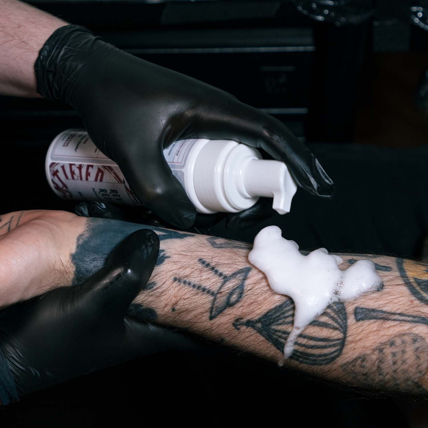 Hustle Bubbles Deluxe 207ml - Tattoo Foam Wash